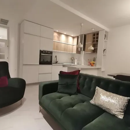 Nino Apartment