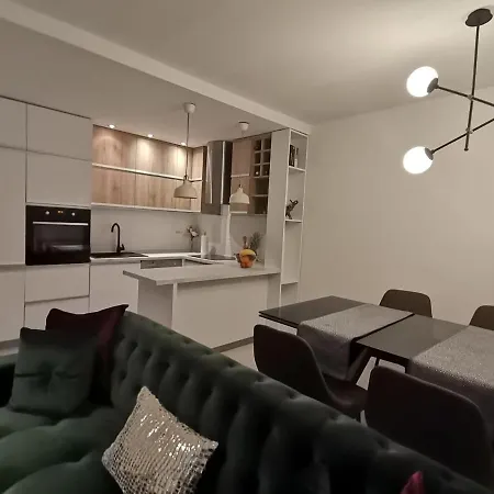 Nino Apartment