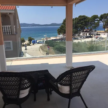 Nino Apartment