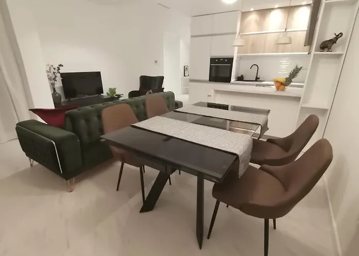Nino Apartman