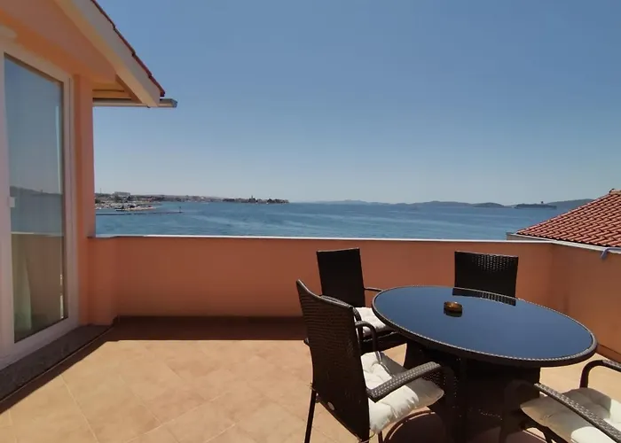 Nino דירה זאדאר